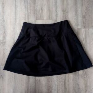 Target tennis shirt with shorts, small, black